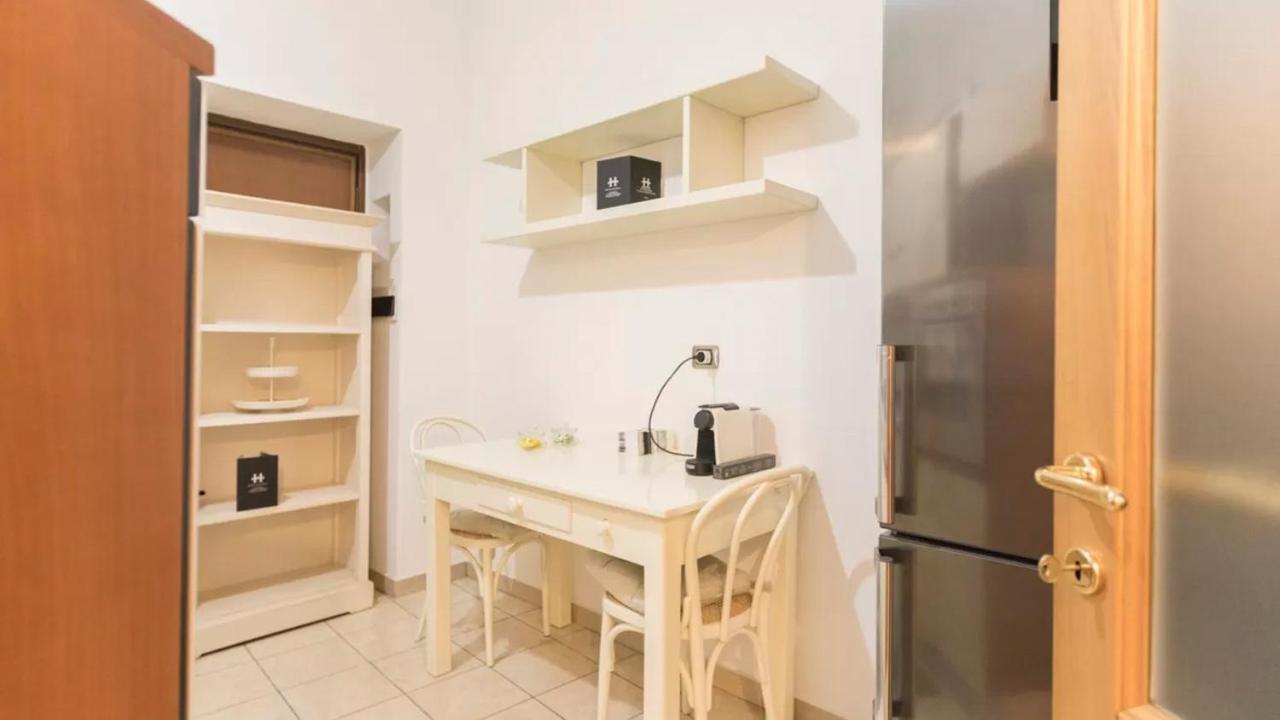 Italianway - Galleria Unione Apartamento Milán Exterior foto