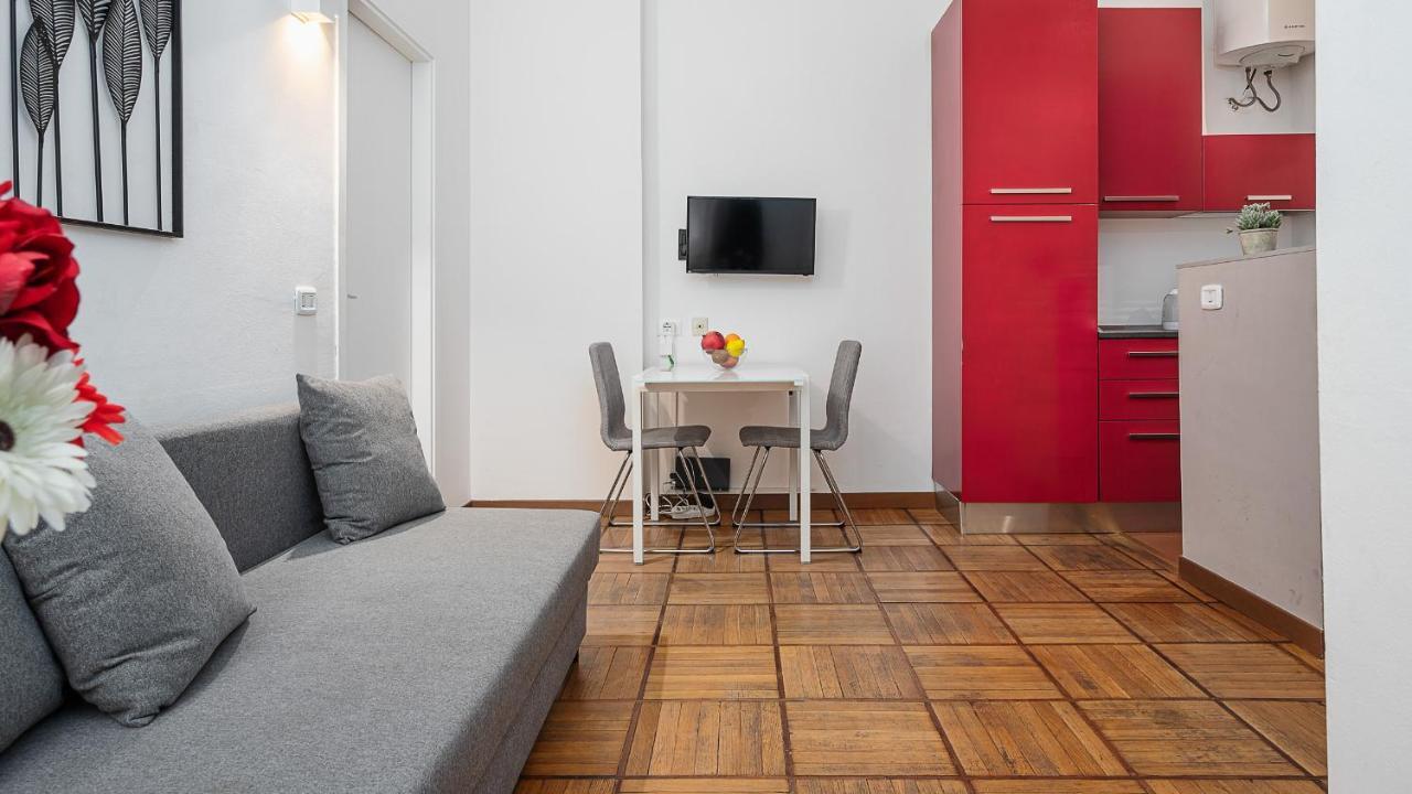 Italianway - Galleria Unione Apartamento Milán Exterior foto